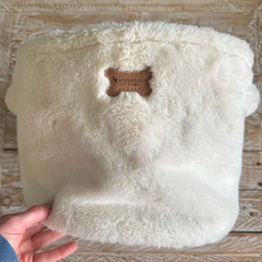🐾Koolaburra by UGG Faux Fur Pet Storage Bin🐾